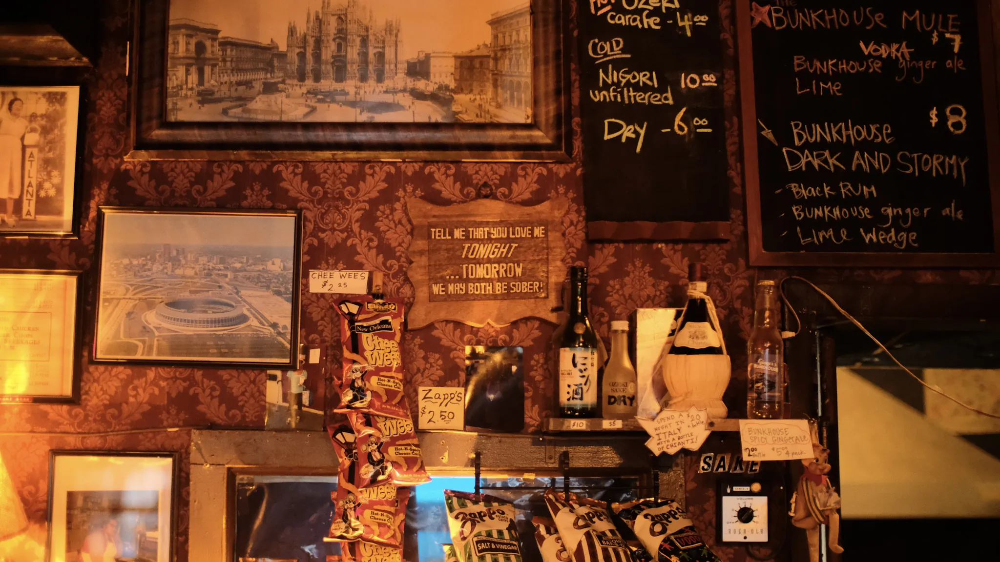 Manhattan Cafe